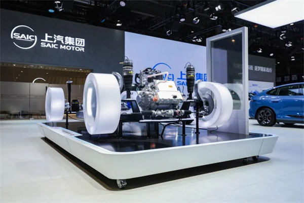 上汽牽手華為，智能汽車市場(chǎng)迎來(lái)“黃金搭檔”