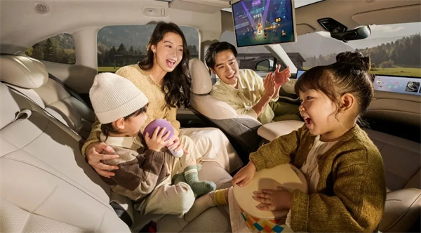 升艙不加價！“滿配SUV”全新智己LS6劇院版上市，權益價21.99萬~28.29萬元